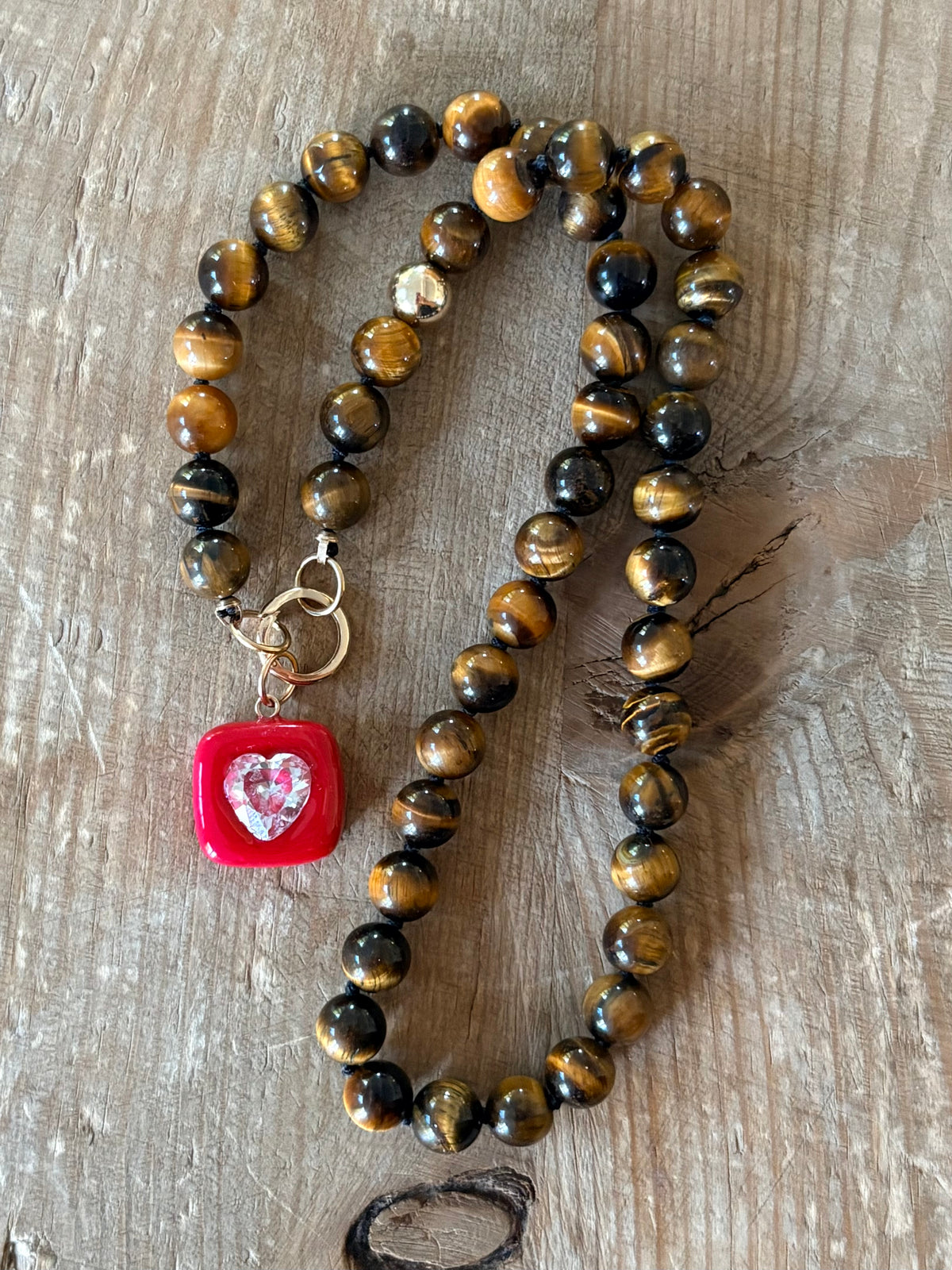 Queen of Hearts Charm
